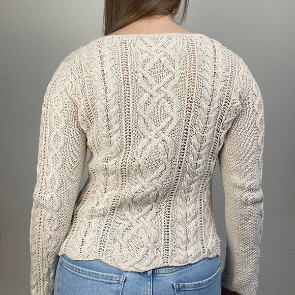 Sweater - Picture 4 of 5